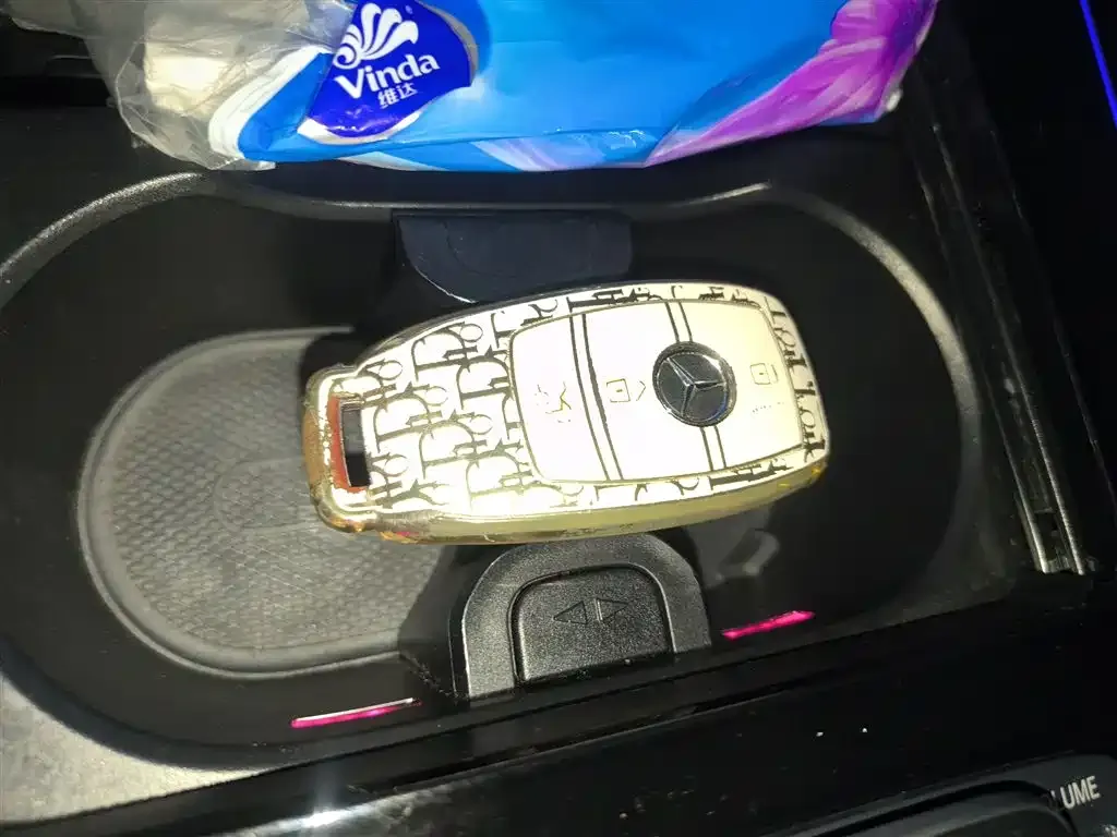 Mercedes-Benz EQA — фото 10