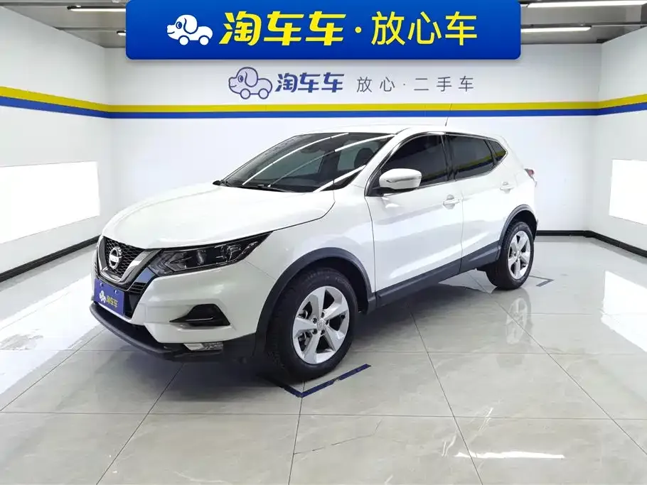 Nissan Qashqai — фото 1