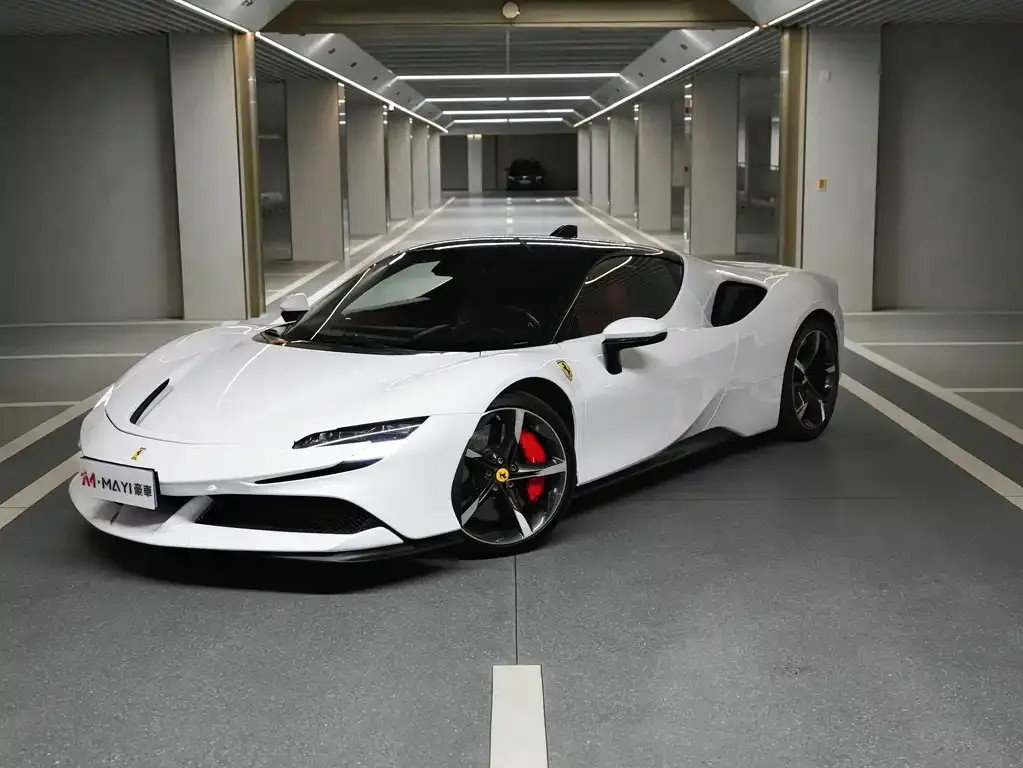 Ferrari SF90 — фото 1