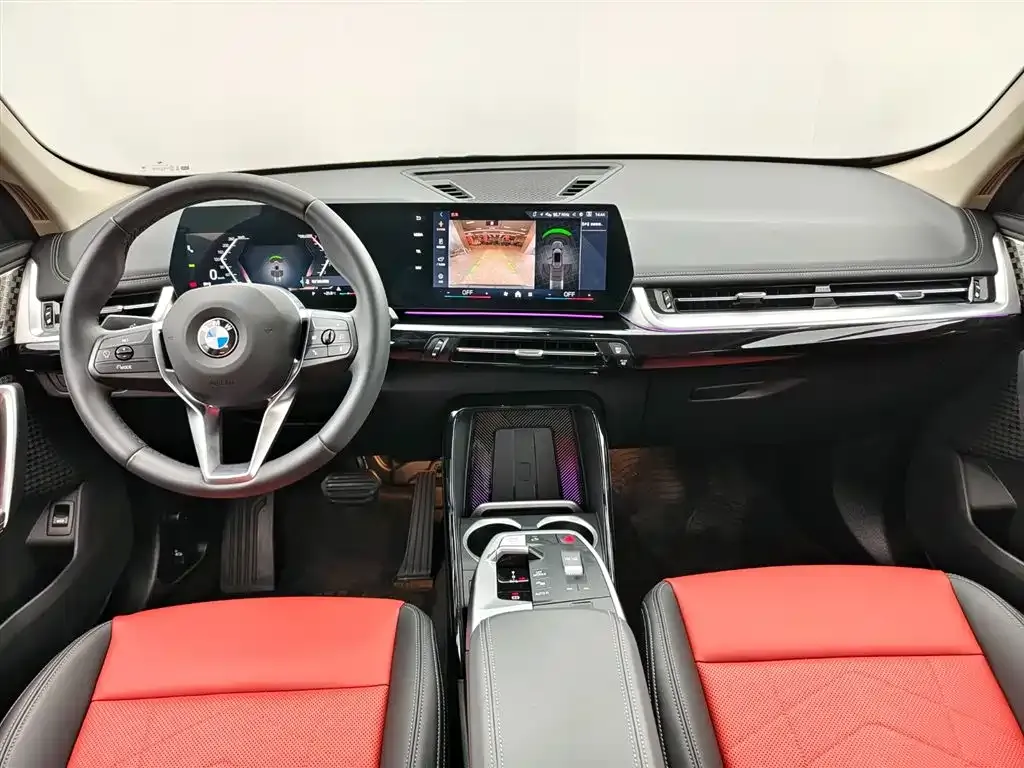 BMW X1 — фото 10