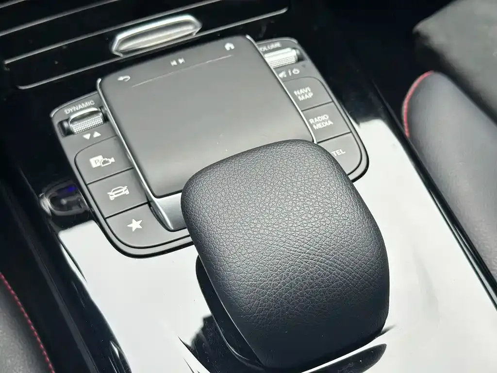 Mercedes-Benz CLA (Import) — фото 10