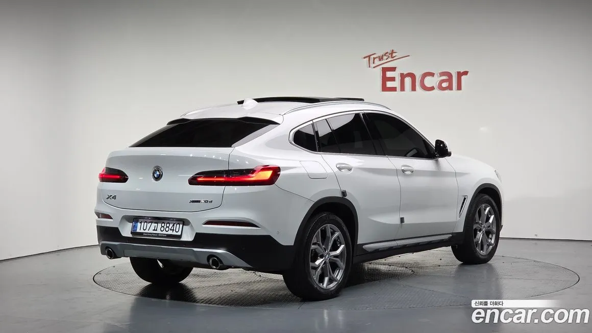 BMW X4 — фото 2