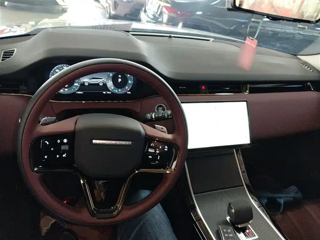 Land Rover Evoque — фото 10