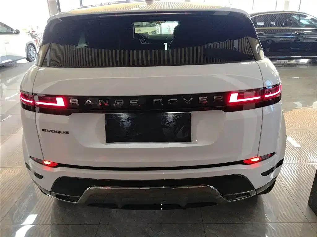 Land Rover Evoque — фото 6