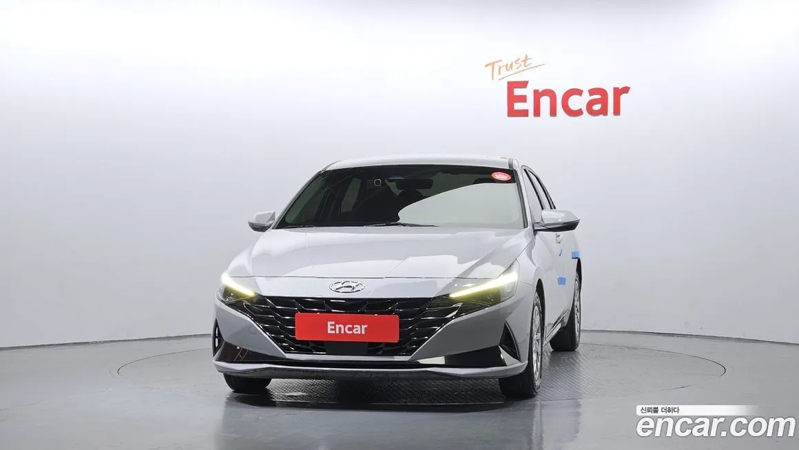 Hyundai AVANTE — фото 3