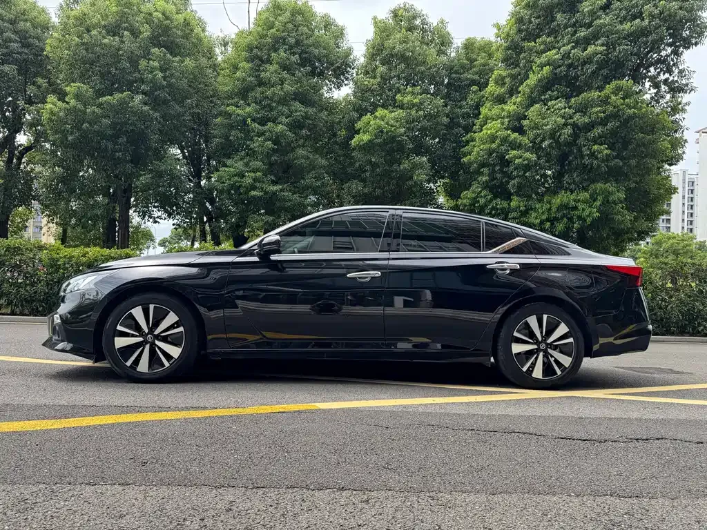 Nissan Teana — фото 9