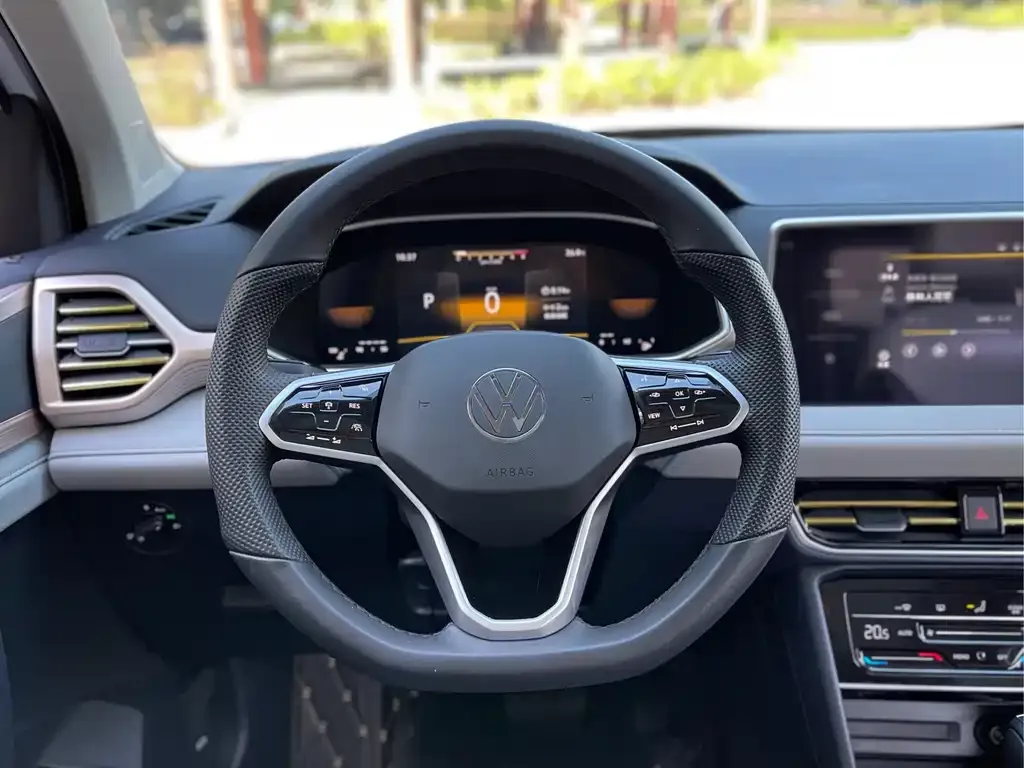 Volkswagen Tharu — фото 10