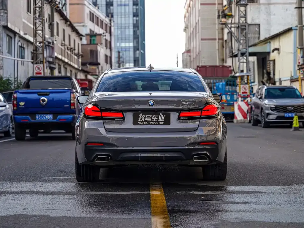 BMW 5 Series (Import) — фото 4