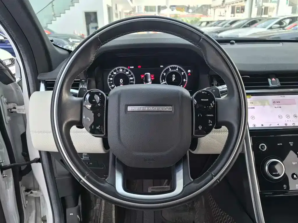 Land Rover Discovery Sport — фото 6