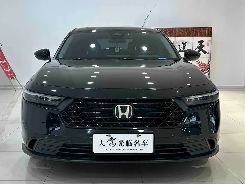 Honda Accord — фото 2