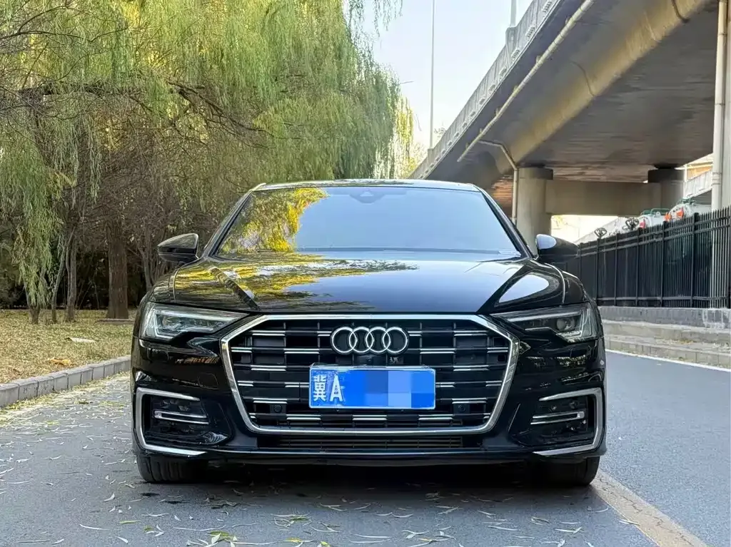 Audi A6L — фото 2
