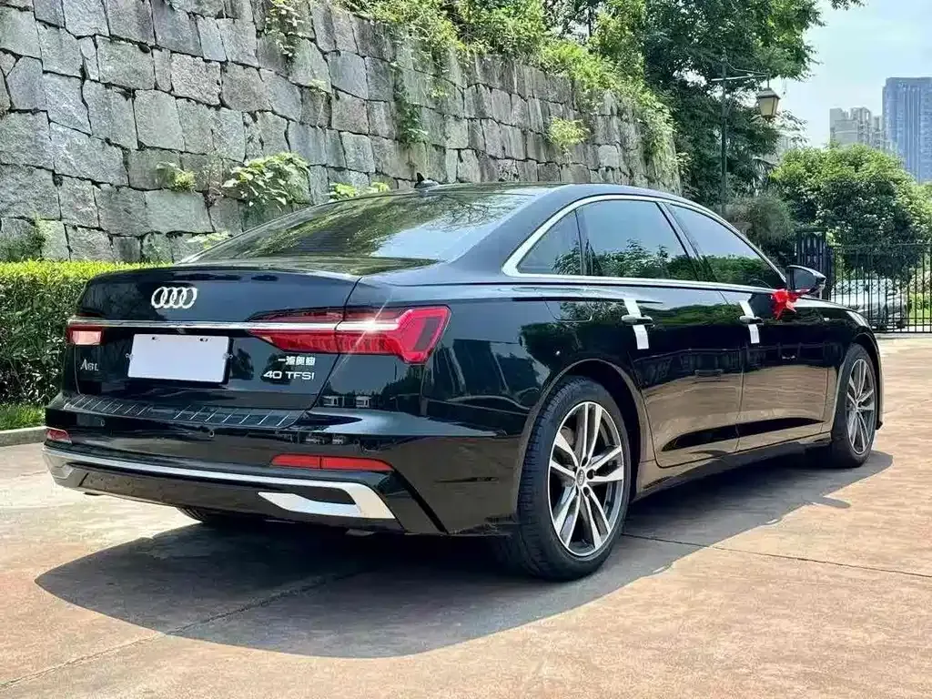 Audi A6L — фото 7