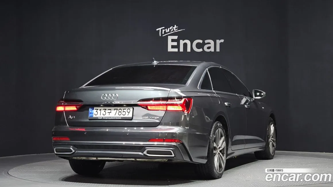 Audi A6 — фото 2