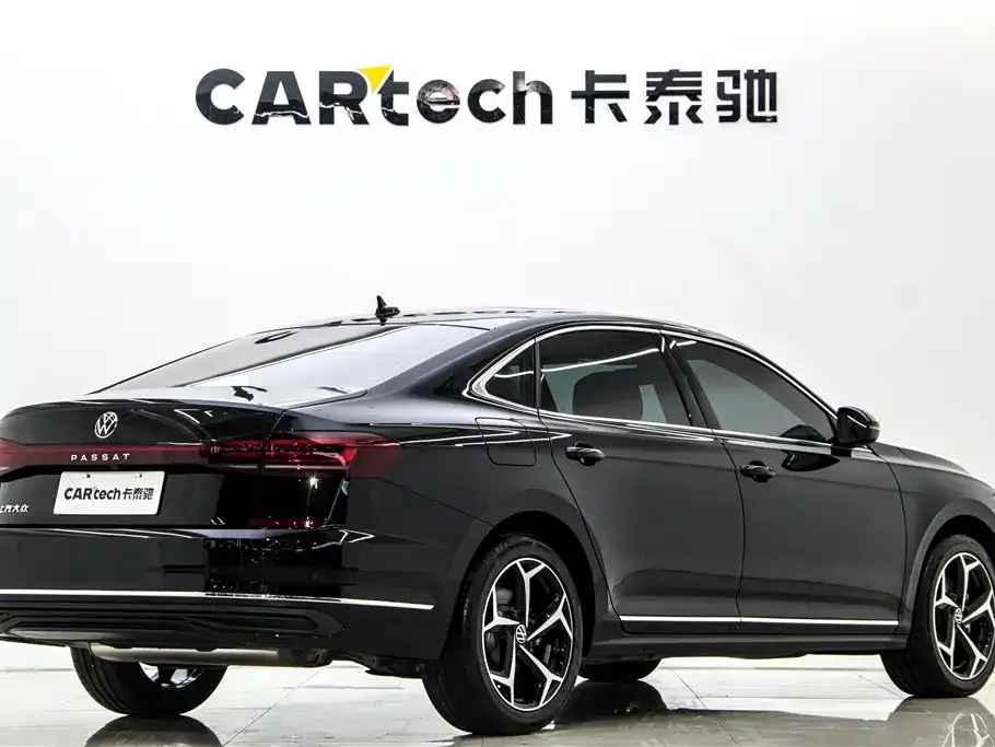 Volkswagen Passat — фото 4