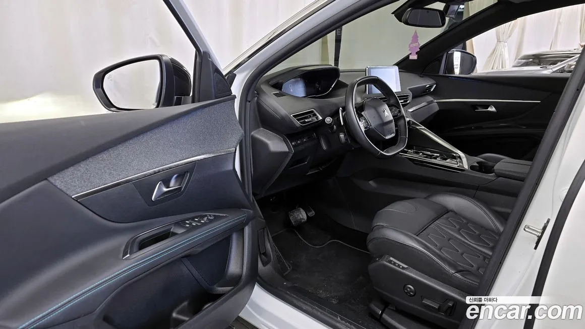 Peugeot 5008 — фото 10