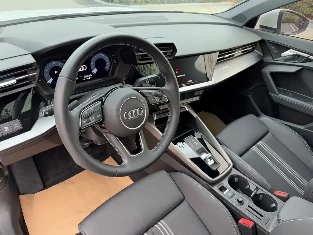 Audi A3 — фото 10