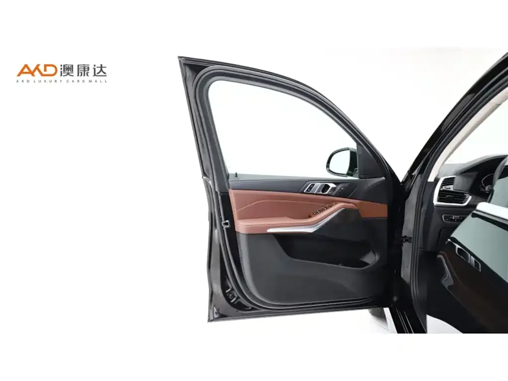 BMW X5 (Import) — фото 10