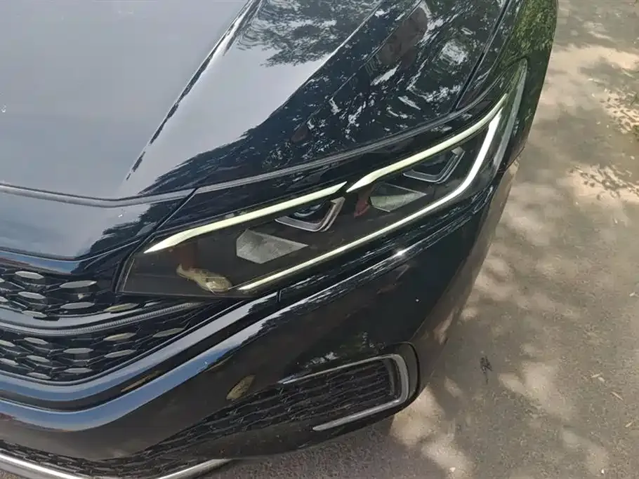 Volkswagen Passat — фото 5