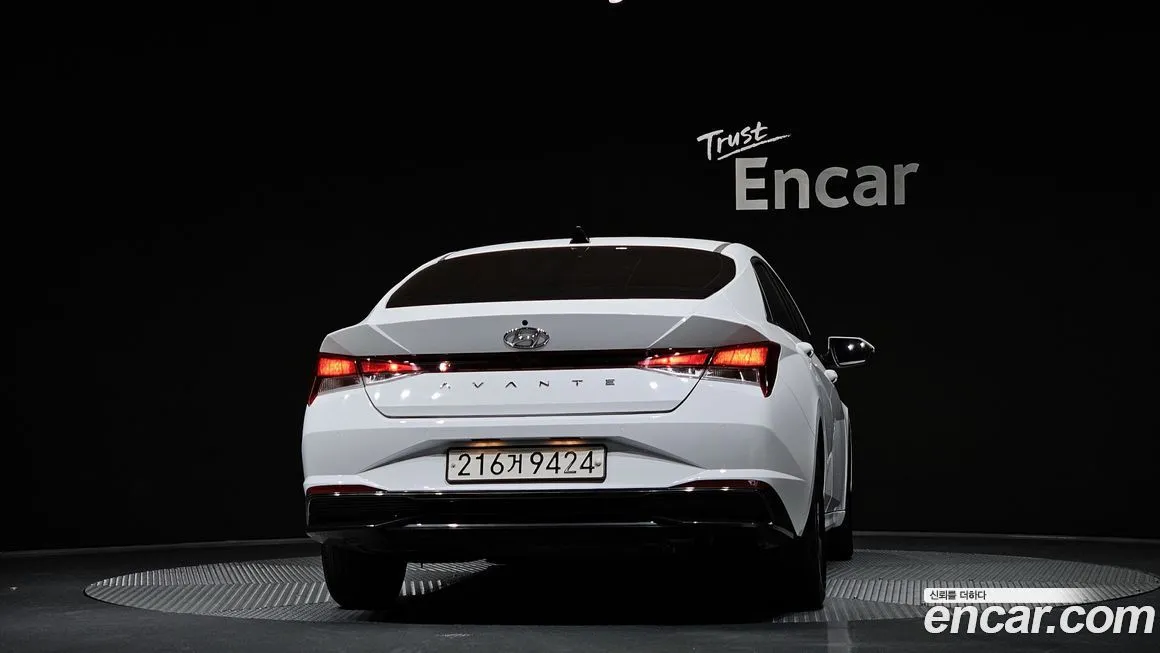 Hyundai AVANTE — фото 4