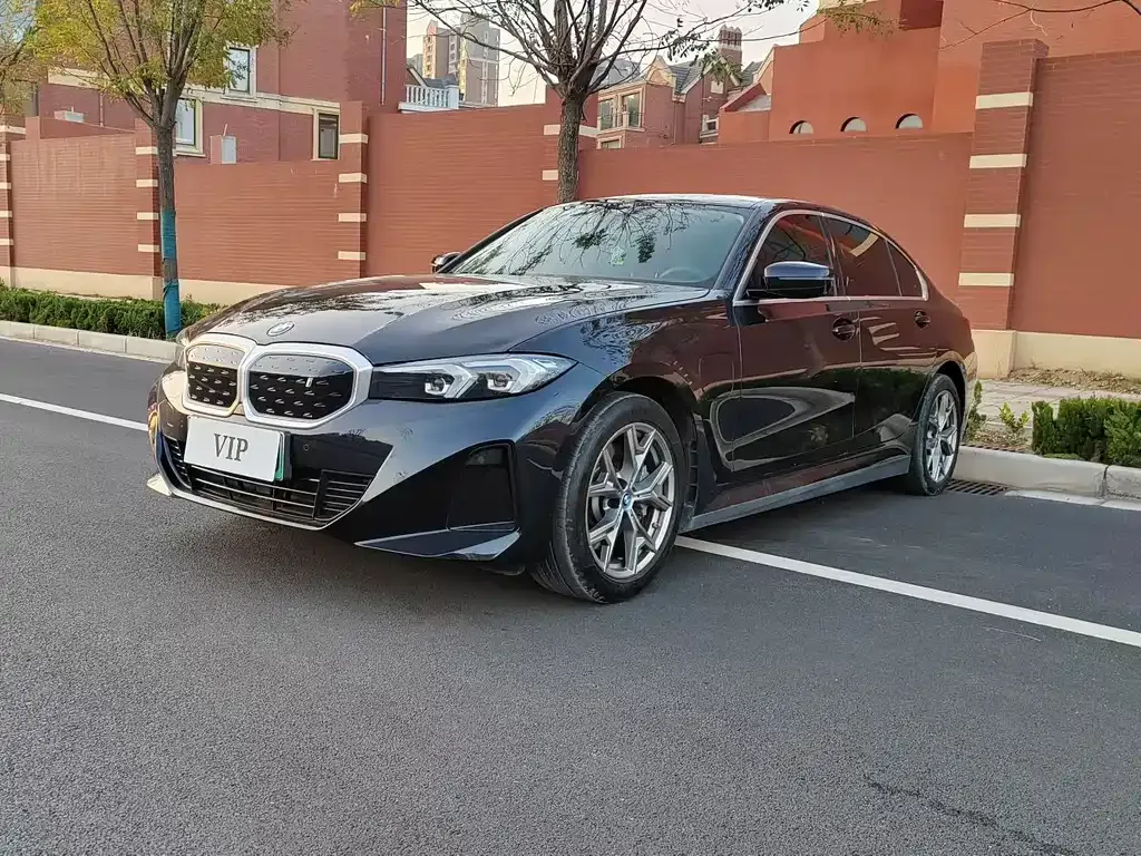 BMW i3 — фото 1