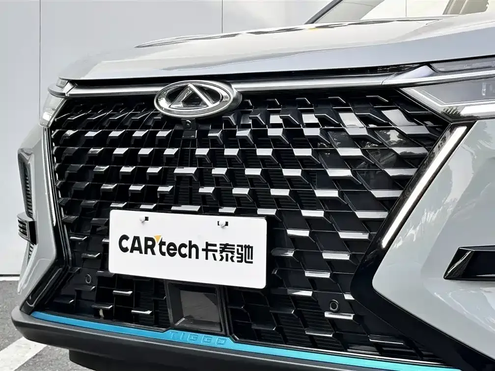 Chery Tiggo 8 PRO NEV — фото 8