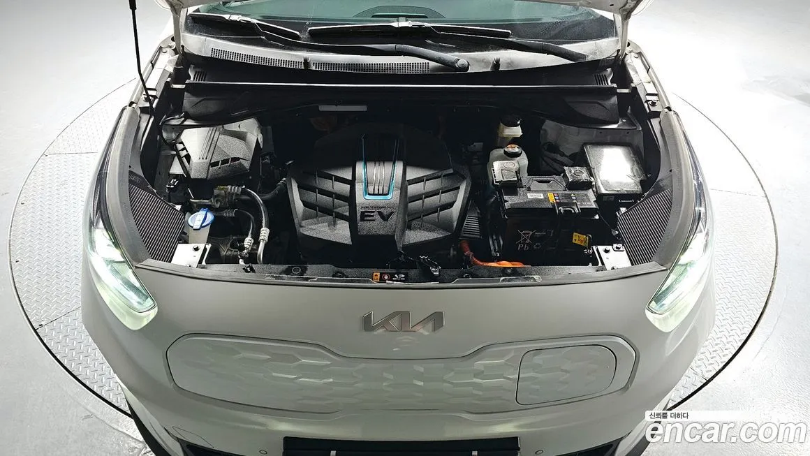 Kia Niro — фото 6