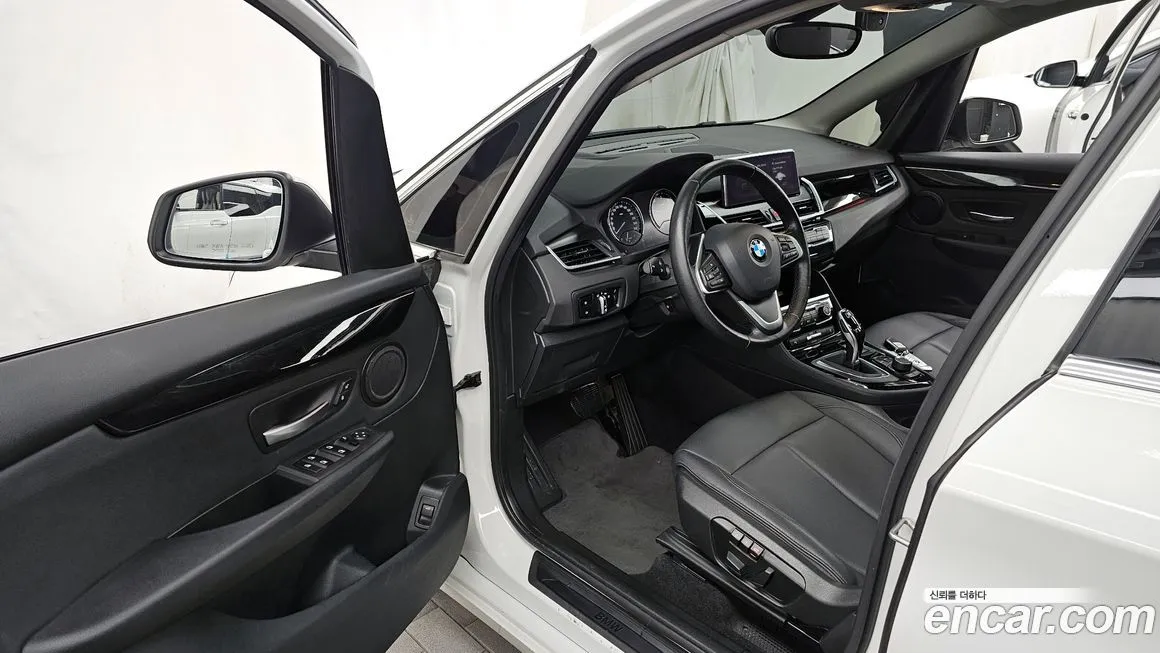 BMW 2-Series — фото 10