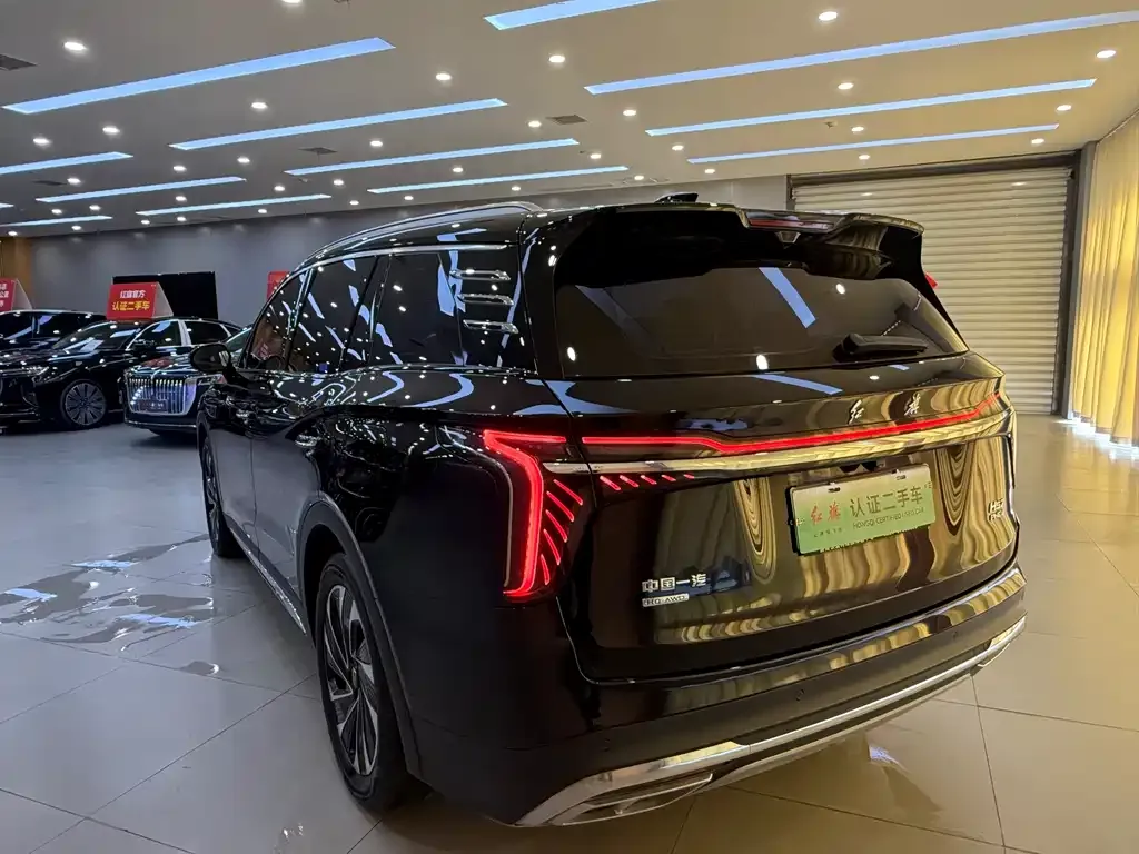 Hongqi HS7 PHEV — фото 8