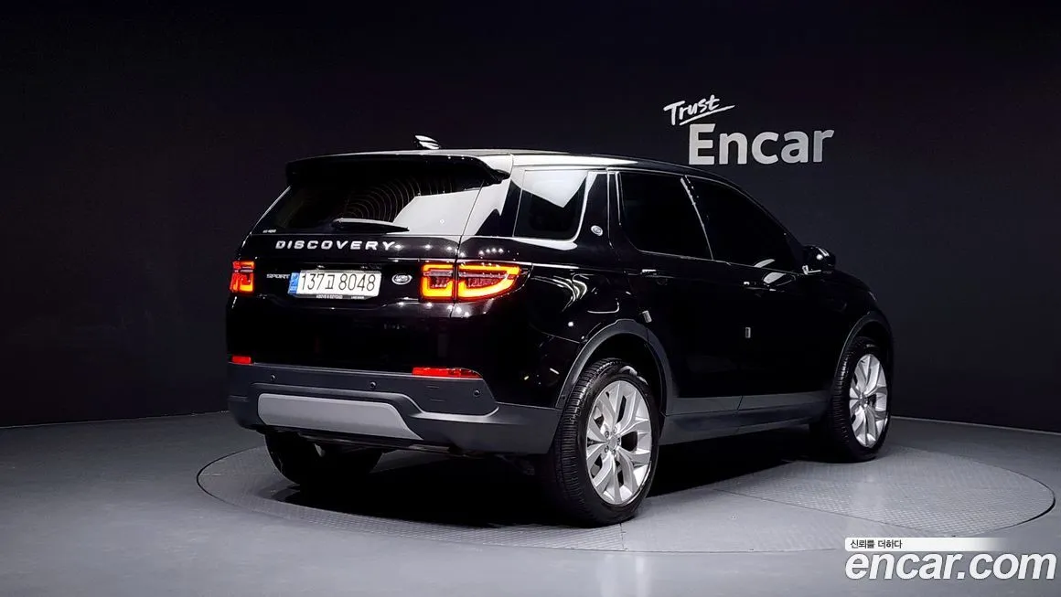 Land Rover Discovery Sport — фото 2