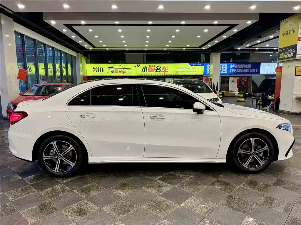 Mercedes-Benz A-Class — фото 10