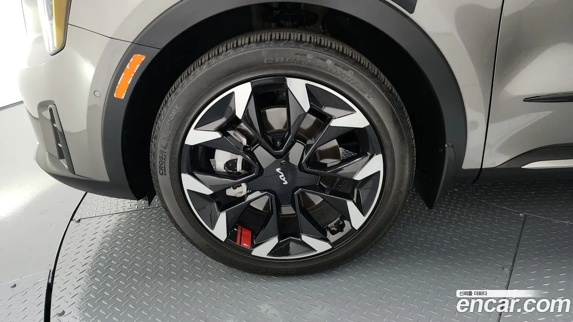 Kia Sorento — фото 5