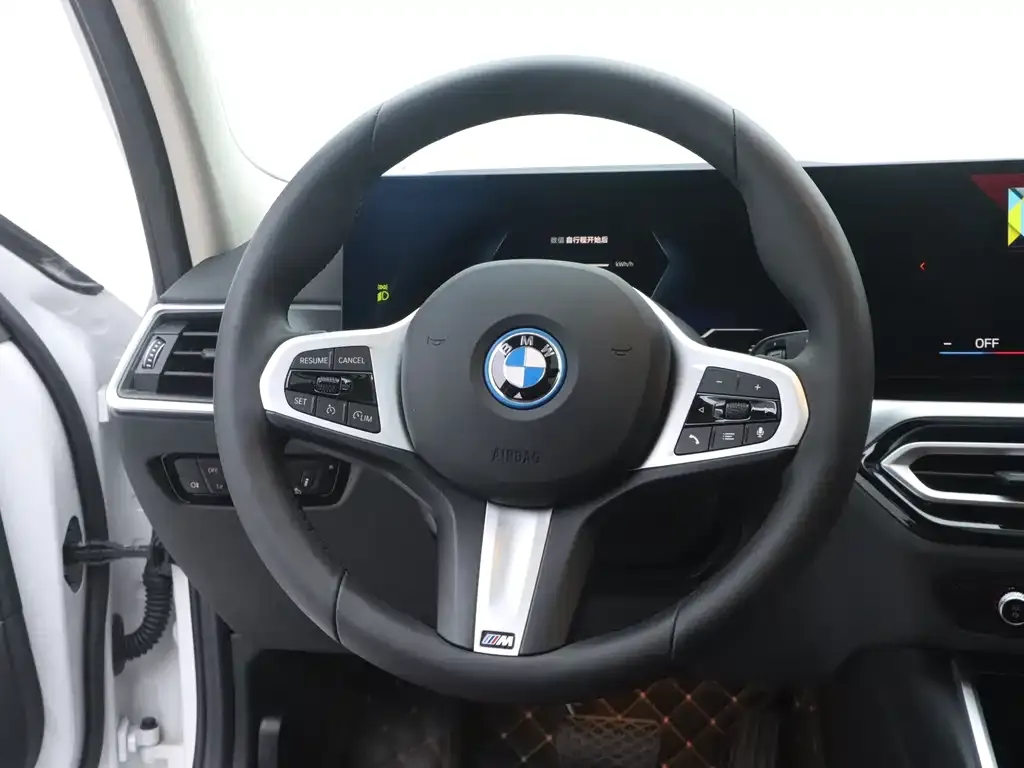 BMW i3 — фото 10
