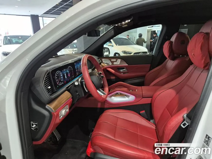 Mercedes-Benz GLS-Class — фото 10