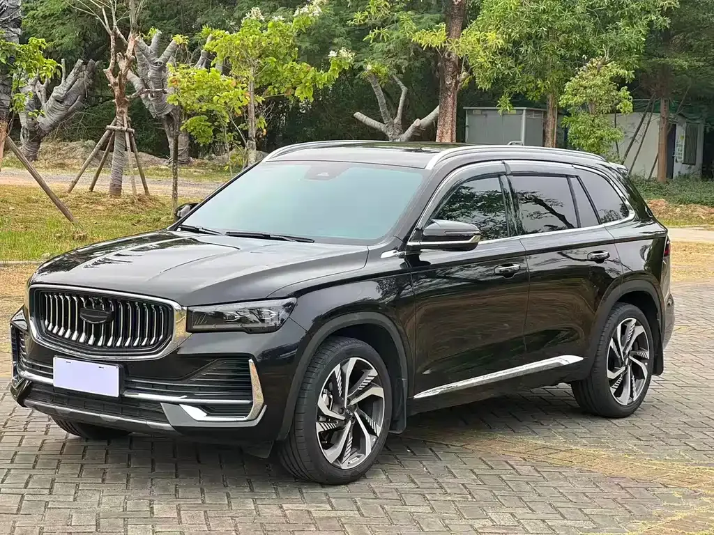 Geely Xingyue L — фото 1