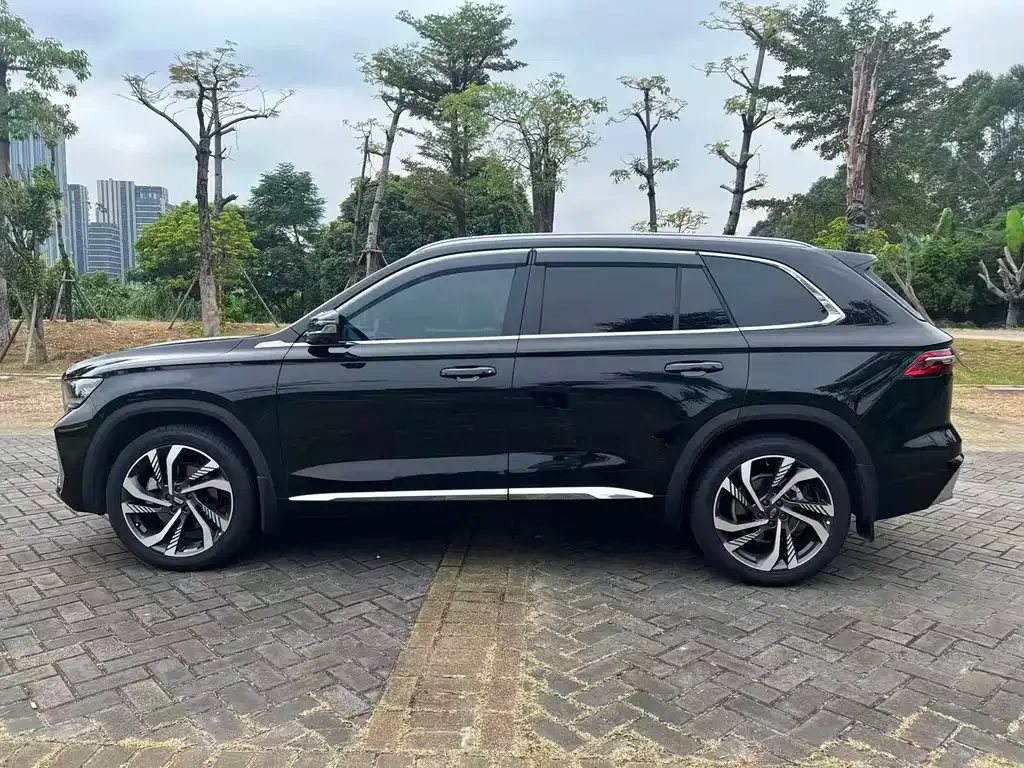Geely Xingyue L — фото 4