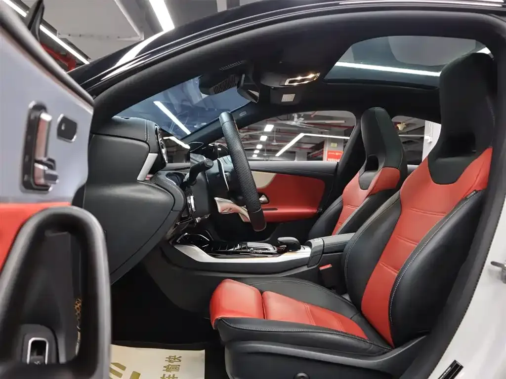 Mercedes-Benz CLA AMG — фото 8