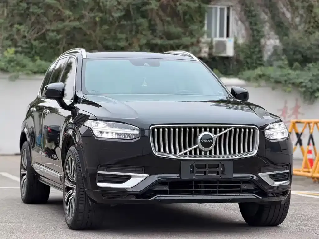 Volvo XC90 — фото 3
