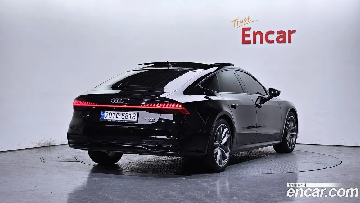 Audi A7 — фото 2