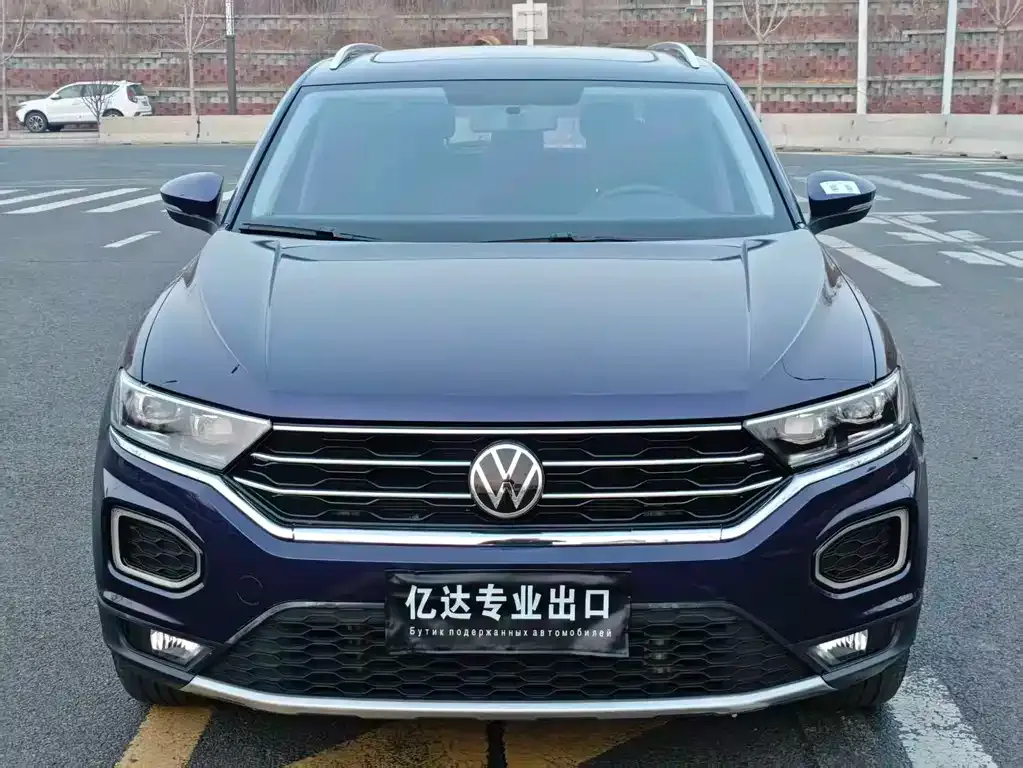 Volkswagen T-Roc — фото 2