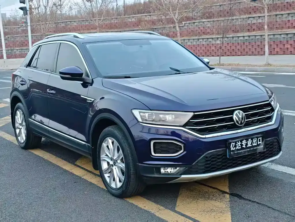 Volkswagen T-Roc — фото 3