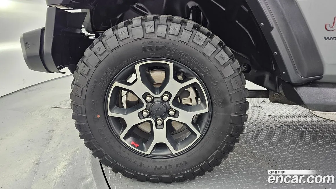 Jeep Wrangler — фото 5