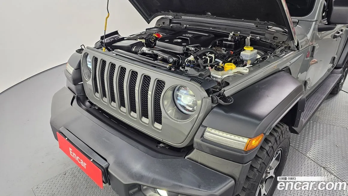 Jeep Wrangler — фото 6