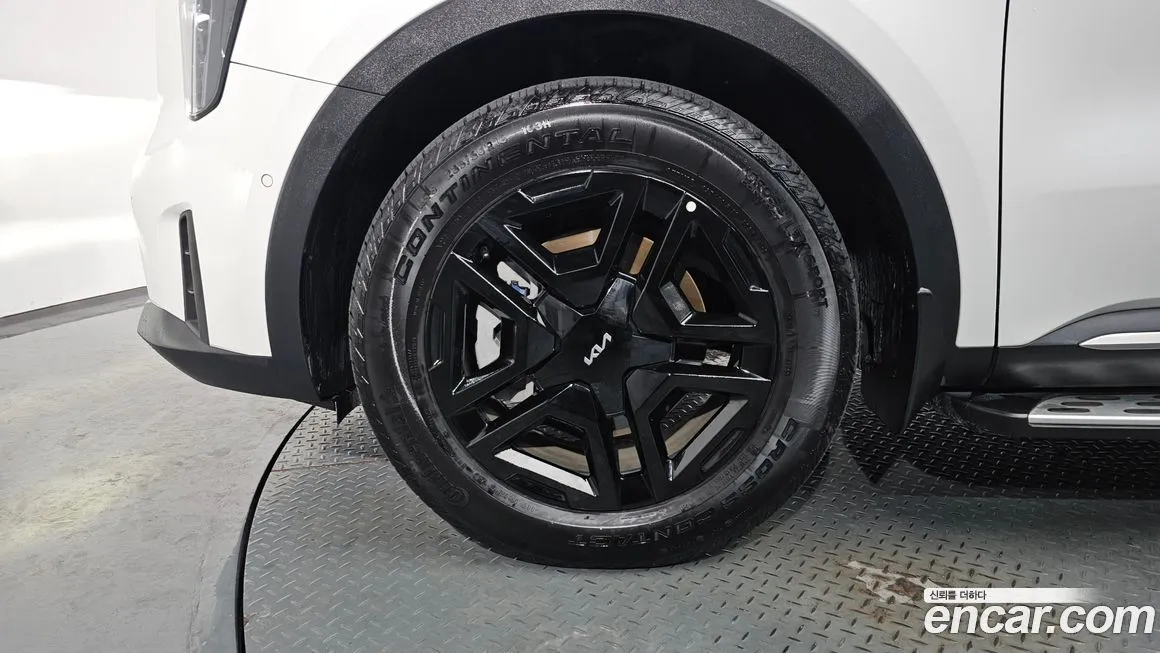 Kia Sorento — фото 5