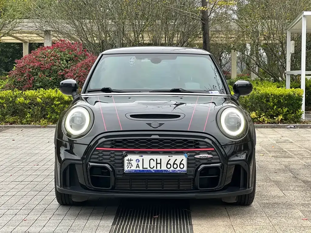 MINI JCW (John Cooper Works) — фото 2