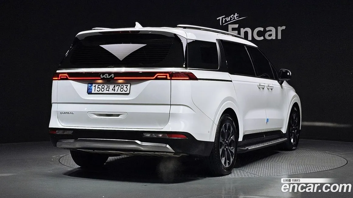 Kia Carnival — фото 2