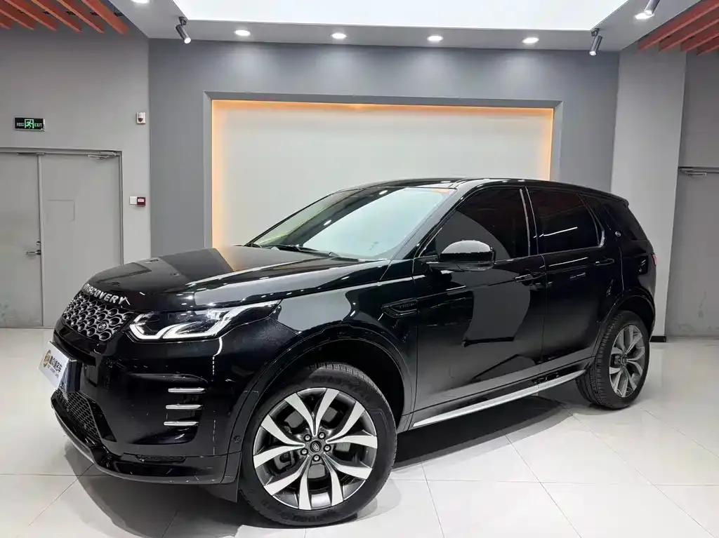 Land Rover Discovery Sport — фото 1