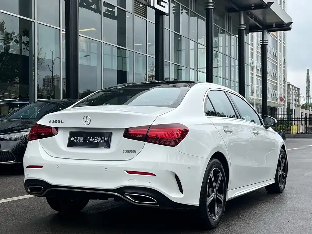 Mercedes-Benz A-Class — фото 6