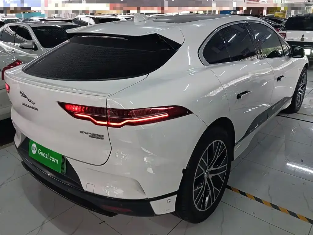 Jaguar I-PACE — фото 7