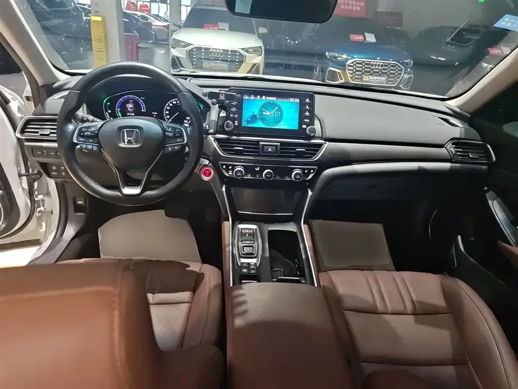 Honda Inspire — фото 10