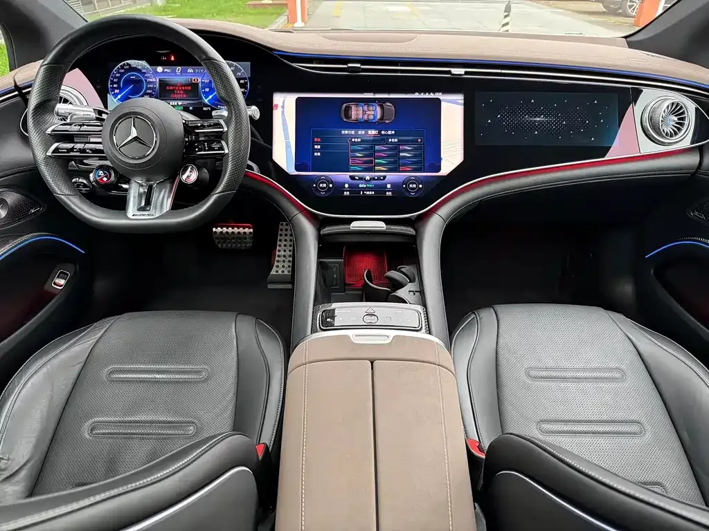 Mercedes-Benz EQS AMG — фото 10